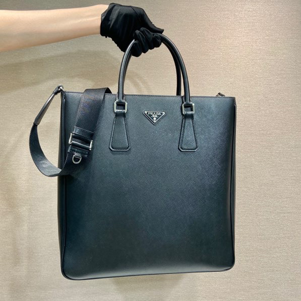 Pra*a top handle bags